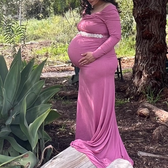 Motherhood Maternity Dresses & Skirts - Pink Maternity Dress
